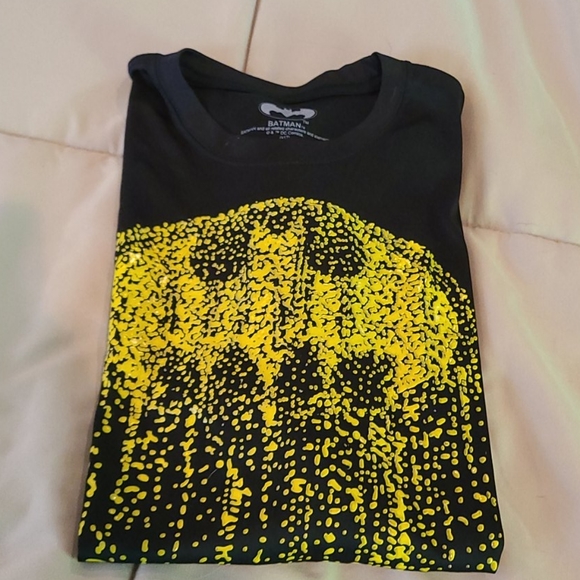 Batman Size Large Soft Shirt - Picture 8 of 10